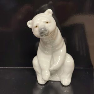 Lladro Polar Bear